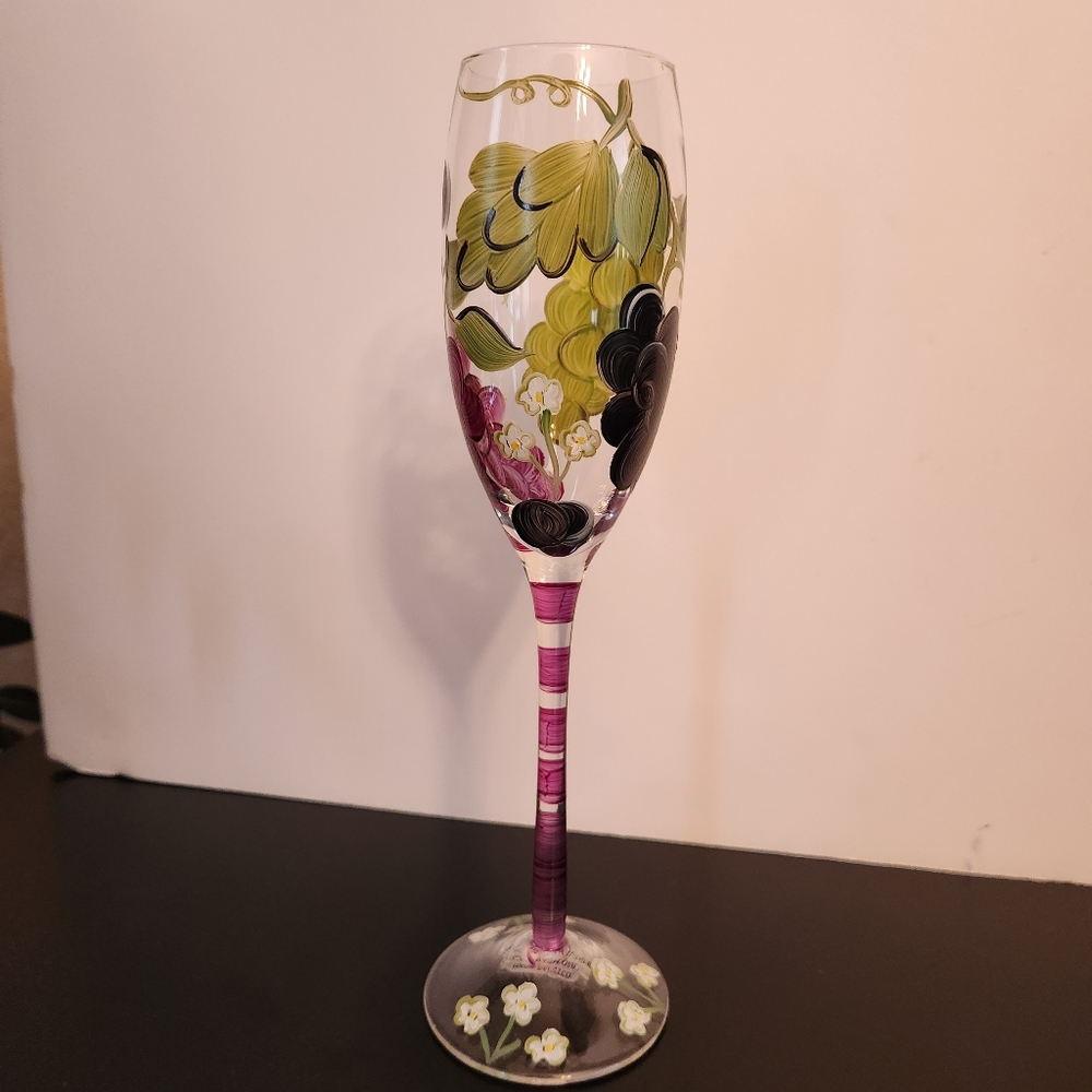 Vintage Grape Decorated Wine Glass - Picture 4 of 11